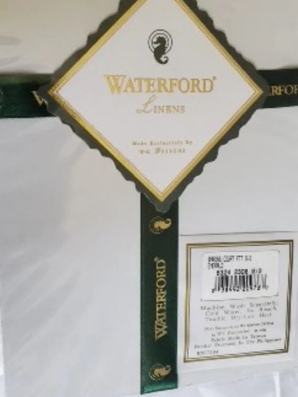 Waterford Linens Fingertip Towels - Set of Two - Forest Green